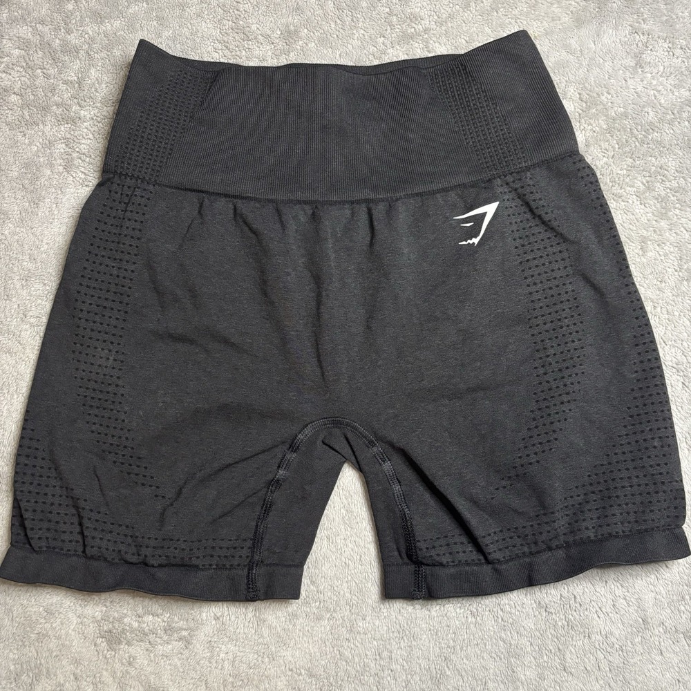 Gymshark Womens High Rise Athletic Shorts Black Logo Seamless Gym Training M